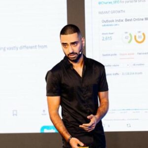 Kasra Dash